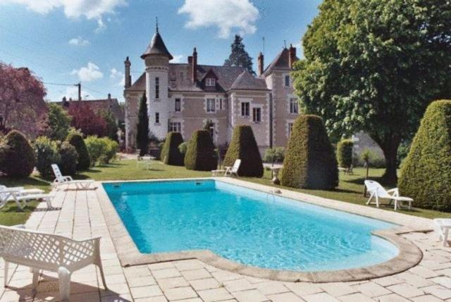 مبيت وإفطار Le Moulin De Francueil الغرفة الصورة
