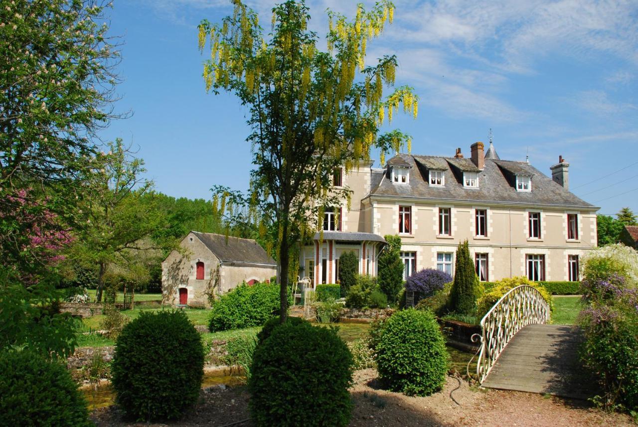 مبيت وإفطار Le Moulin De Francueil المظهر الخارجي الصورة
