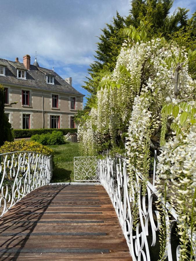 مبيت وإفطار Le Moulin De Francueil المظهر الخارجي الصورة